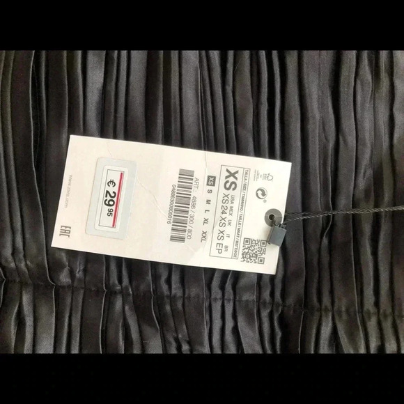 Zara brand black mini skirt size XS. - Picture 11 of 11